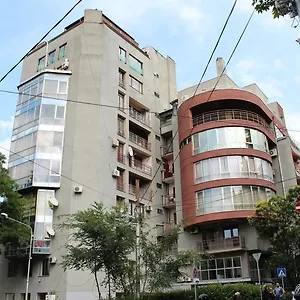 On Gia Chanturia 5 , Тбилиси Грузия